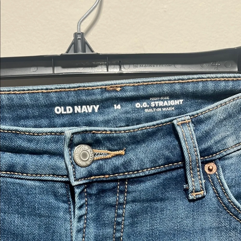 Blue Straight Leg Jeans with Classic Denim Look - Picture 3 of 4